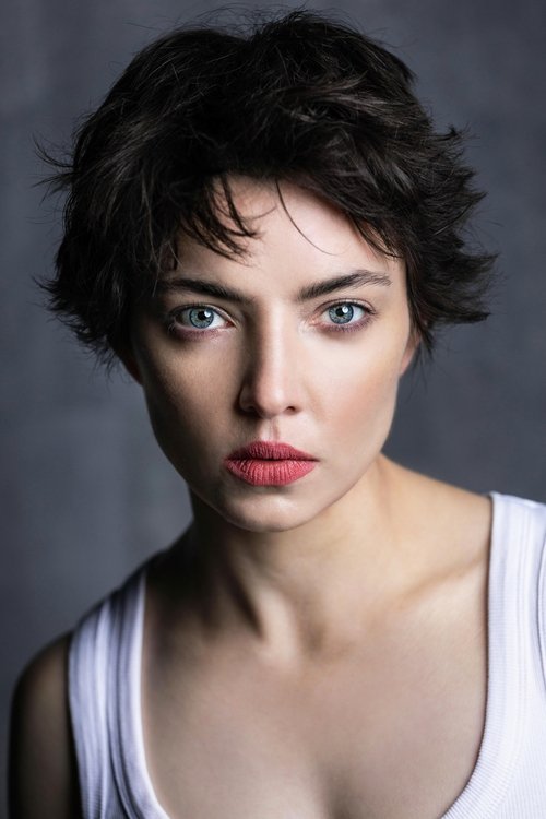 Amelia Bishop as Jeet