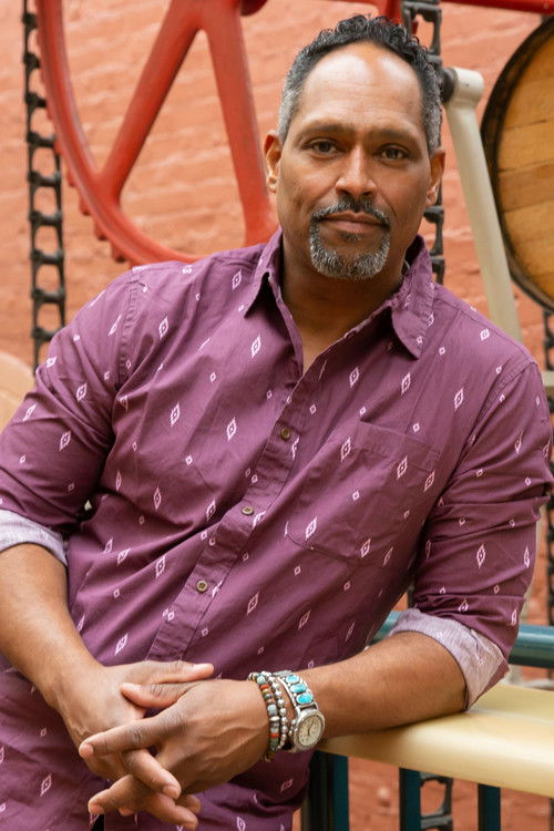 Mark Wilson as Detective Wilson