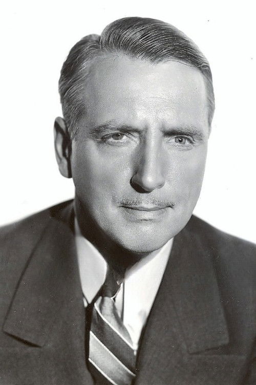 Robert Gleckler as Head Waiter