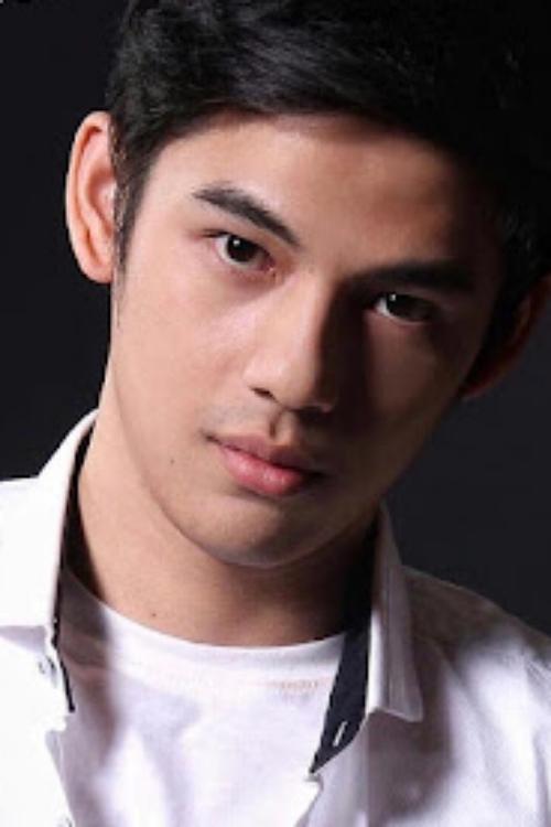 Shandy William as Aldo