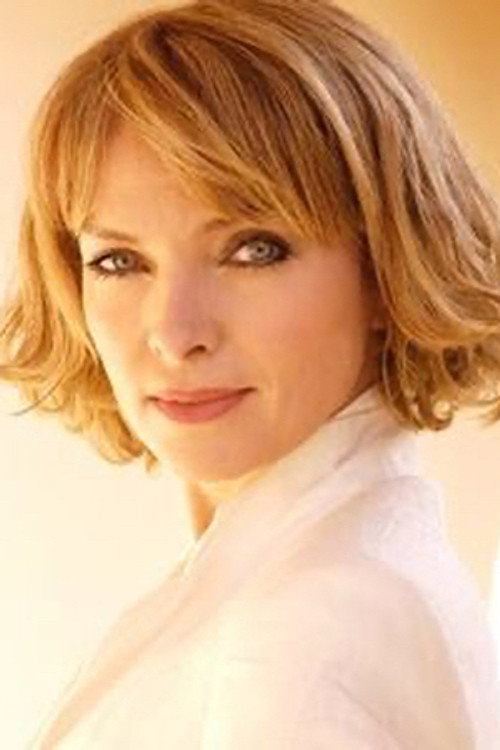 Charlotte Avery as Ensemble / Understudy Marquise de Merteuil