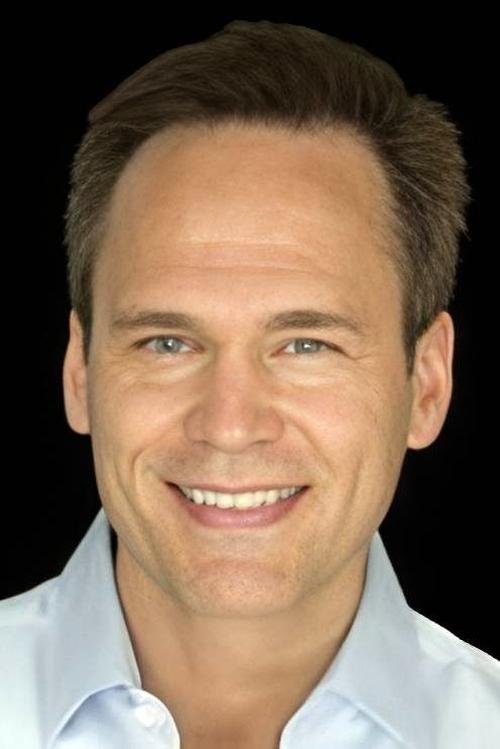 William Bumiller as Craig Baker