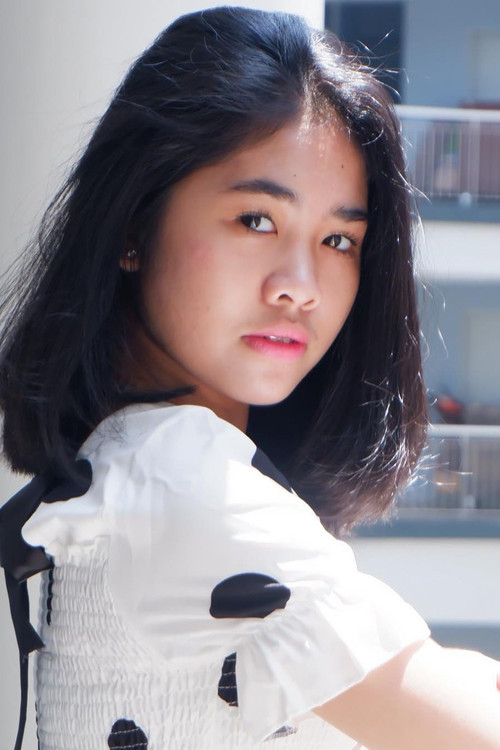 Alifa Lubis as Lilin