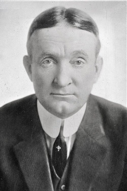 Charles Murray as Cactus Jim