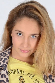 Margaux Guillosou as Miguel's daughter