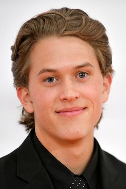 Deacon Phillippe as Deacon