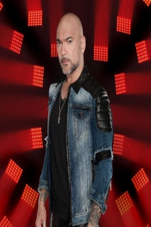 Fernando Montesinos as Bajo