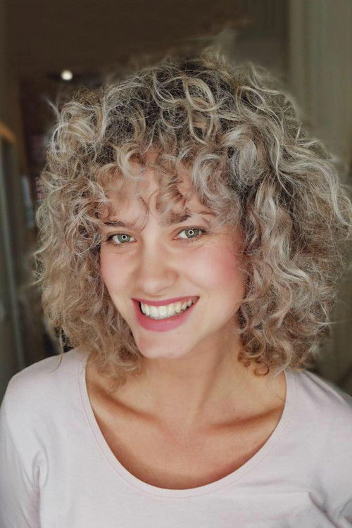 Kateřina Sedláková as Pavlína, zdravotní sestra na enterologii