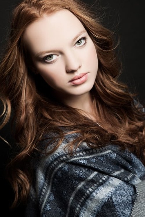 Justina Humpf as Natalie