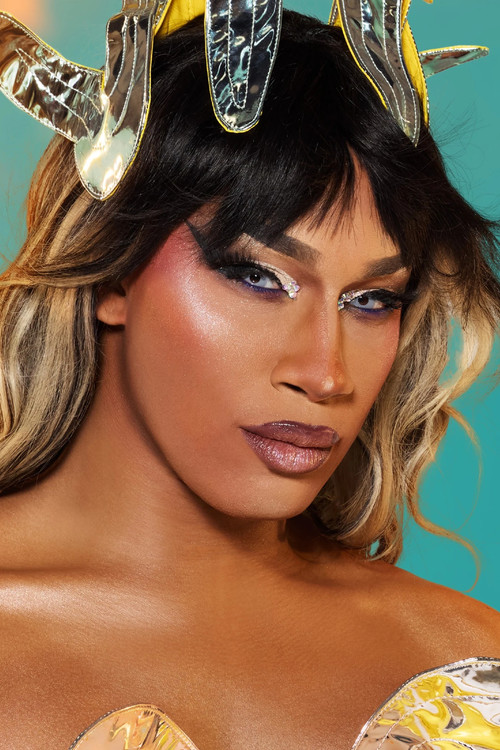 Soa De Muse as Bobette (voice)