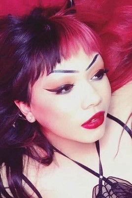 Adriana Uchishiba as Selena