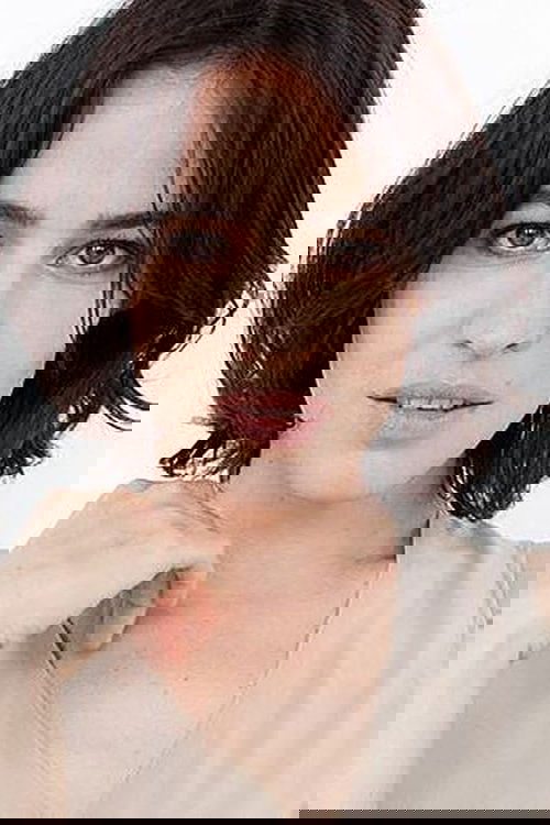 Giorgia Sinicorni as Amante di Carlo