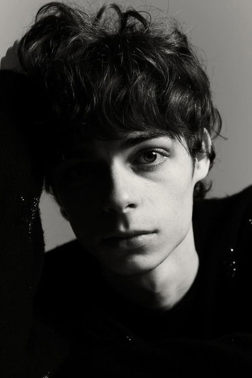 Jackson Kelly as Sam