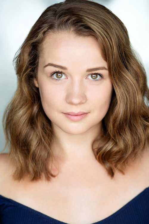 Kelsey Falconer as Lea