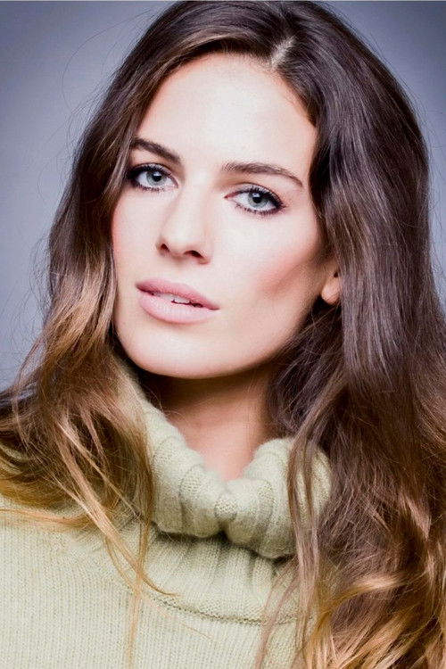 Natalia Varela as Julieta