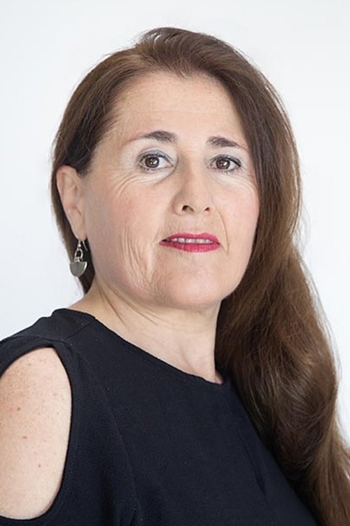 María Angélica Luzzi as Aida's Mother