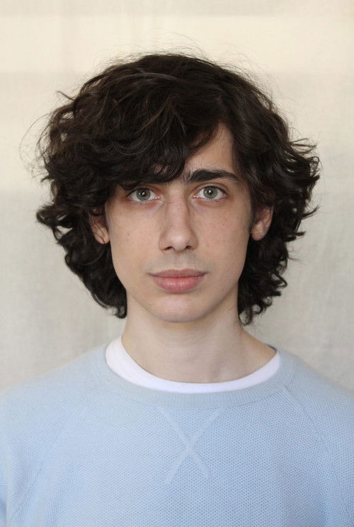 Gleb Stepan Kallistov as Arsen