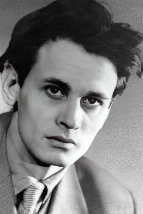 Vladimir Naumov as Абалин (полковник, замначальника управления)