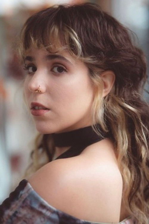 Nuê Nascimento as Keyla