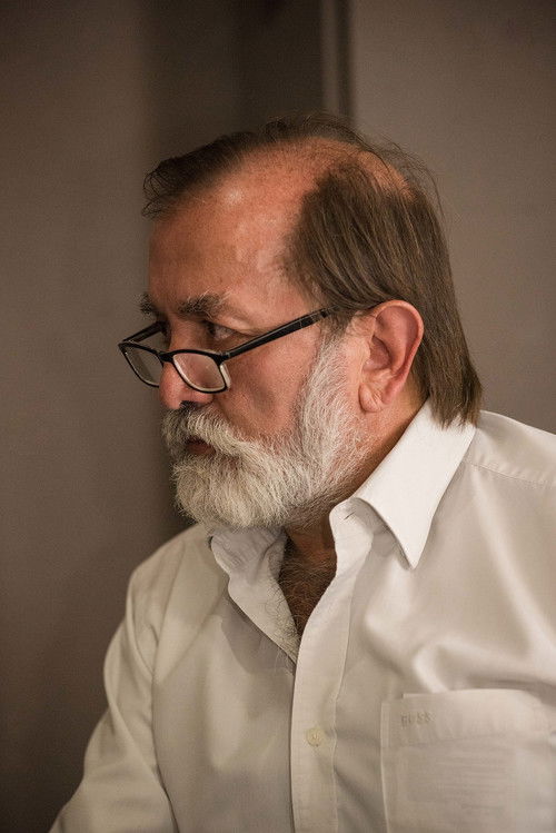 Epigmenio Ibarra as Himself