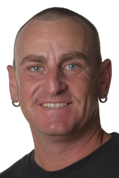 Carles Cabós as Cisco