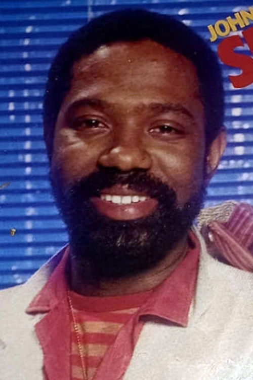 Arthur Simms as Le Chanteur