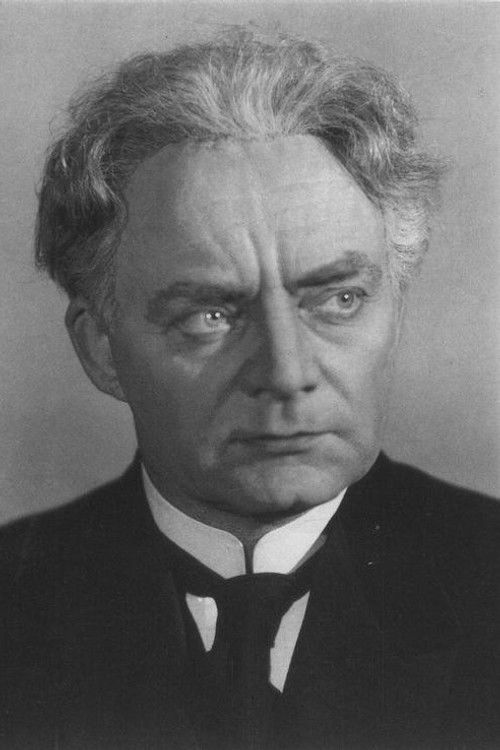 Oswald Glazunov as машинист Василий Макарович Орлов