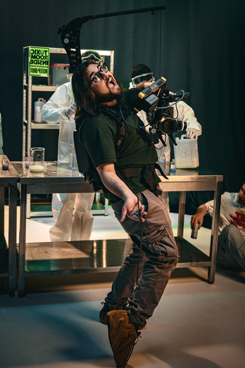 Davide Giarletti as Toshiro Mifune