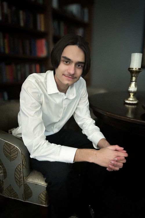 Brennan Sandora as Gene