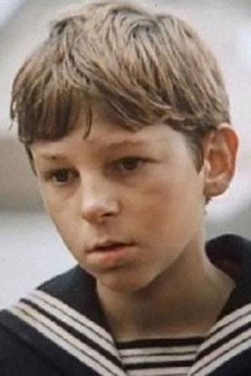 Boris Krichevsky as Павлик