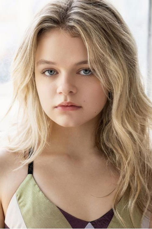 Kylie Rogers as Sunshine