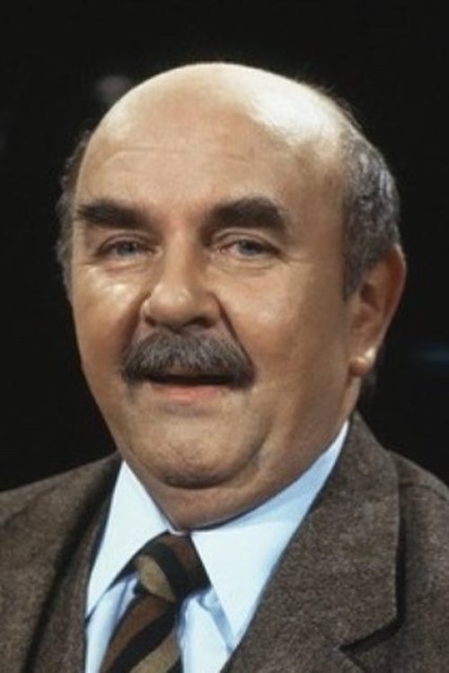 Walter Sedlmayr as Vater Ludwig Seidl