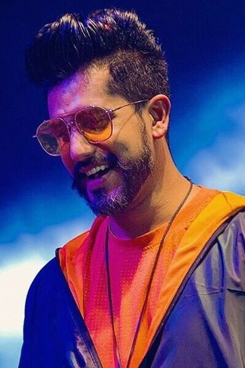 Suyyash Rai as Vishal