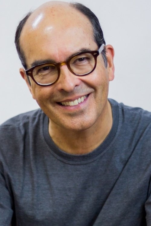 Billy Blanco Jr. as Funcionário Hotel Vitória