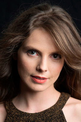 Maira Bodenhöfer as Young Alejandrina