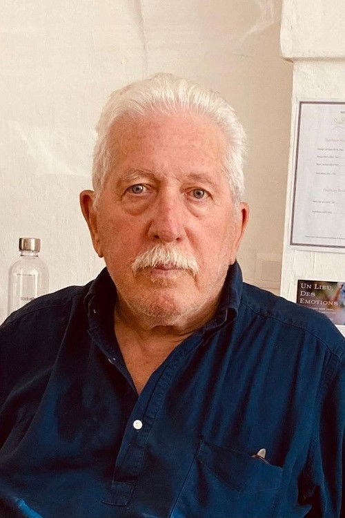 Mario Canale as Self