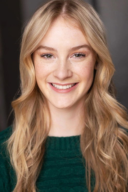 Lindsey Moore as Aida