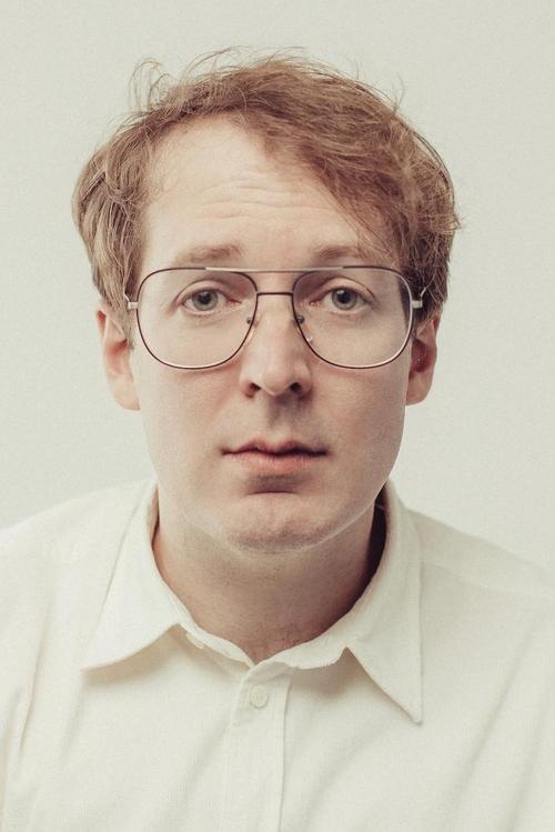 Olli Haaskivi as Harried Assistant