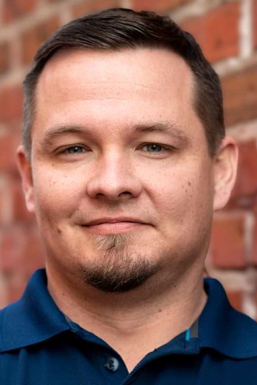 Frank Raybuck as Tom