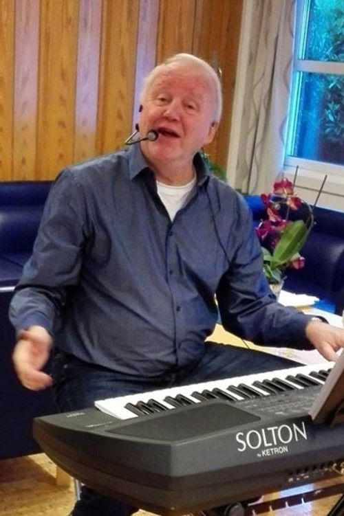 Reidar Jonassen as One-man-band-mann