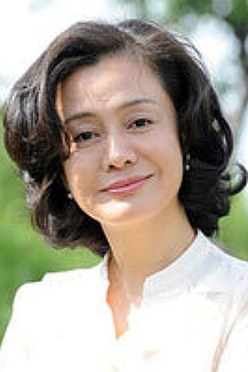 Kim Hee-ryung as Mother