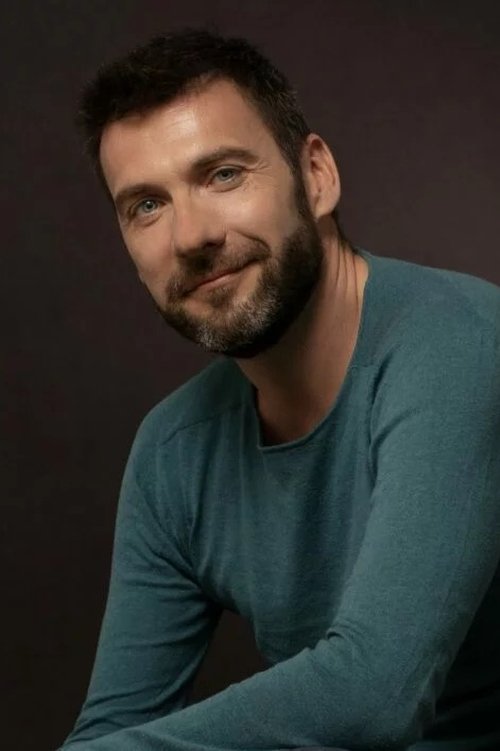 Nicolas Courjal as Zuniga
