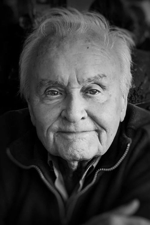 Karel Richter as LCpl. Venda