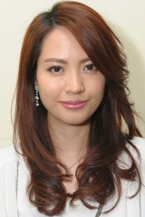 Deborah Poon Goon Lam as Policewoman