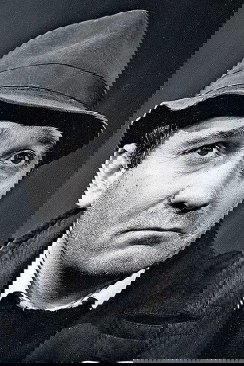 Slobodan 'Cica' Perović as Andrej Jefimič Ragin