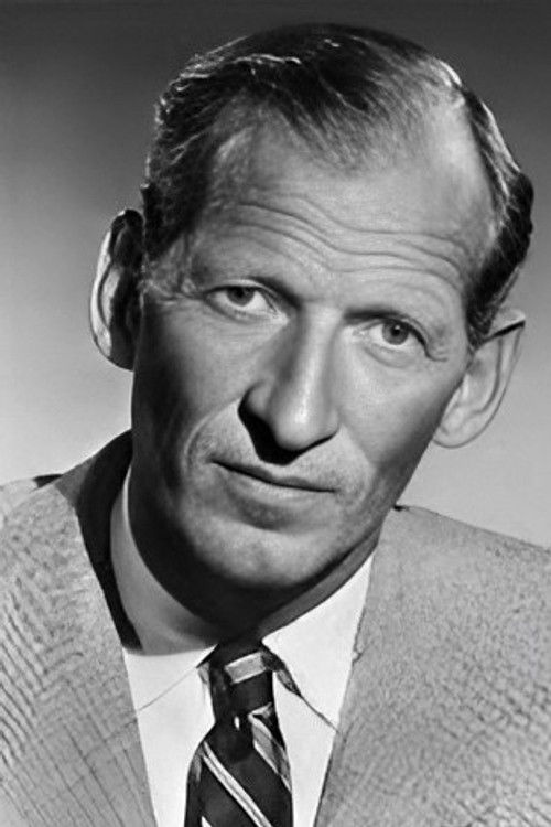 Malcolm Atterbury as Sy Moore