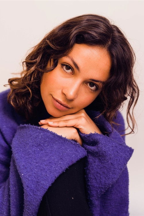 Marie Fèvre-Scheuermann as Solenn Verzeroli