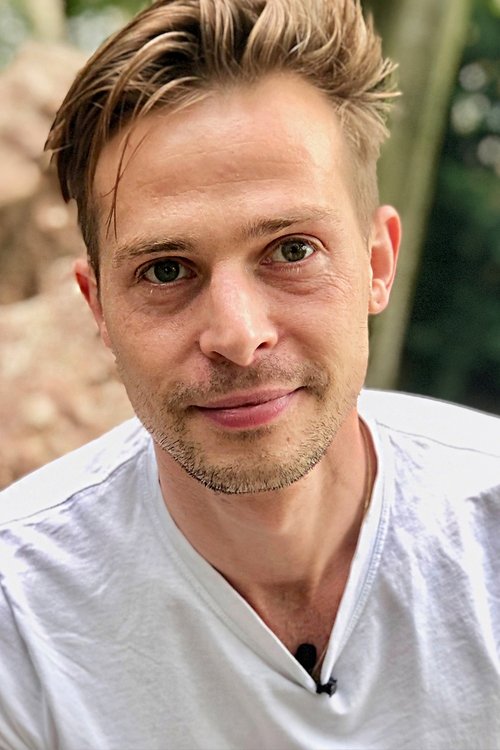 Benjamin Ramon as Marc Melciti