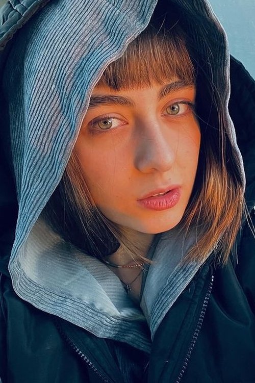 Elika Naseri as Baran