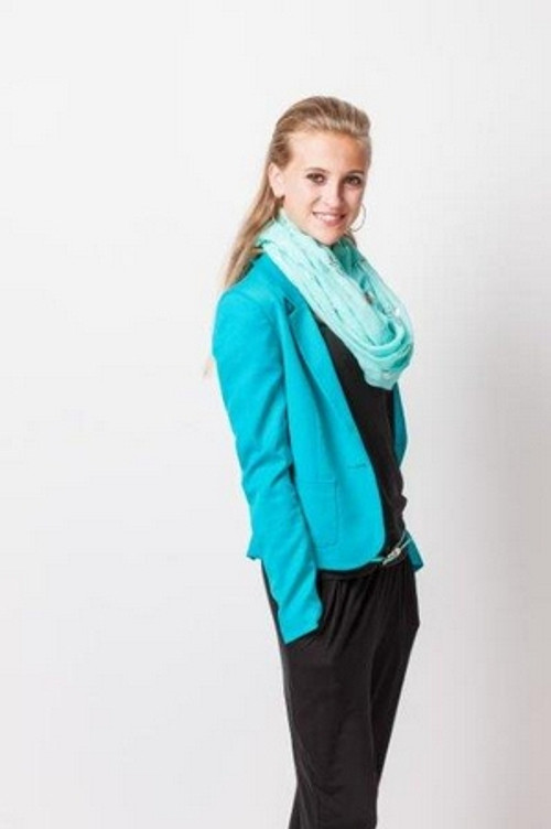 Sarah-Lynn Clerckx as Eva